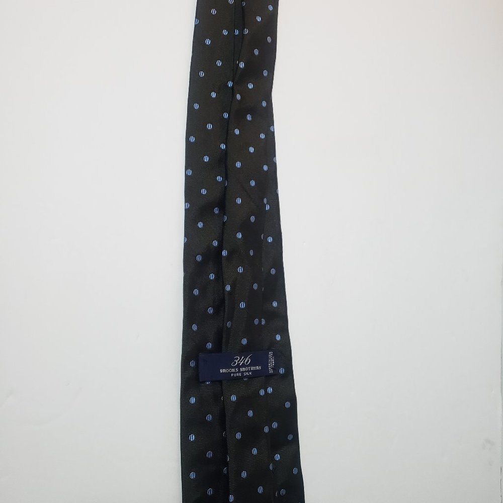 Brooks Brother 346 Silk Tie Polka Dot